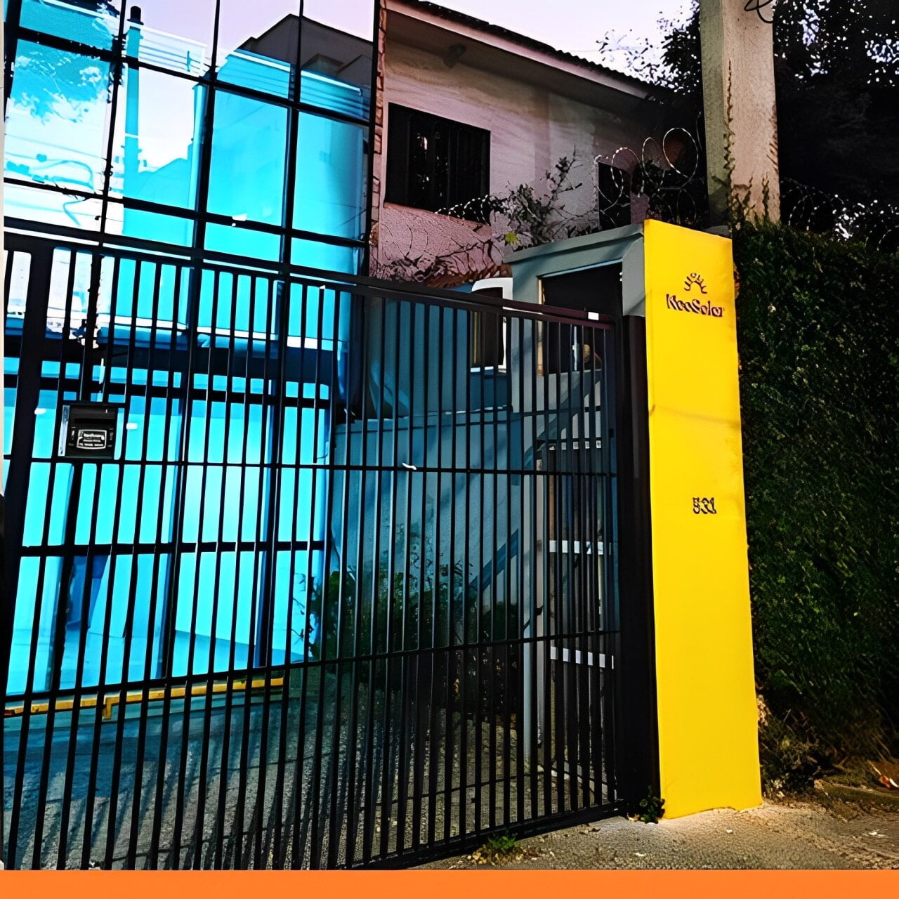 Fachada do prédio da assistência técnica ZTROON